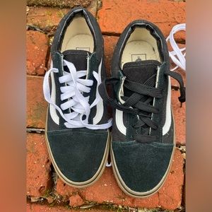 NWOT Vans Old Skool Shoe